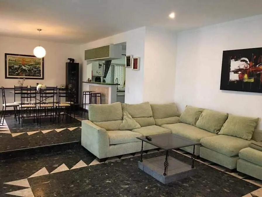 Dolphin House Hostel Faro